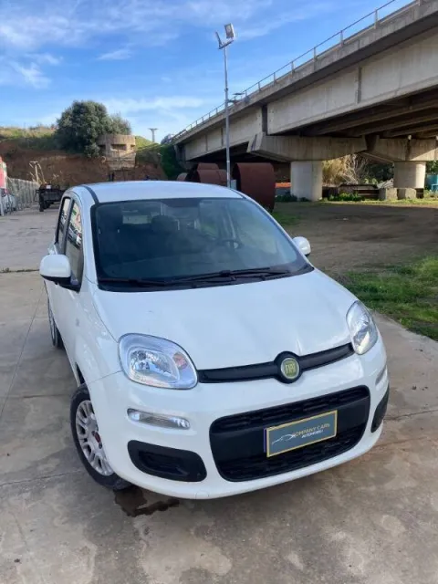 Fiat Panda 1.2 Pop s&s 69cv my19 - Immagine 3