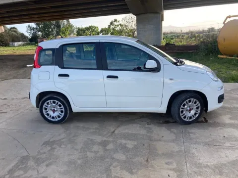 Fiat Panda 1.2 Pop s&s 69cv my19 - Immagine 4