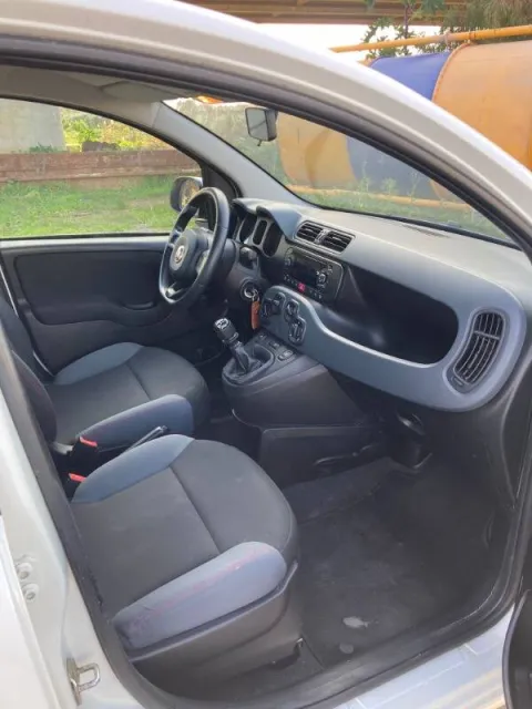 Fiat Panda 1.2 Pop s&s 69cv my19 - Immagine 7