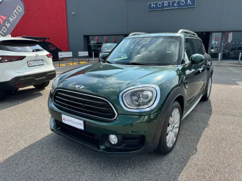 Mini Mini Countryman 2.0 Cooper D Business auto - Immagine 2