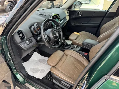 Mini Mini Countryman 2.0 Cooper D Business auto - Immagine 10