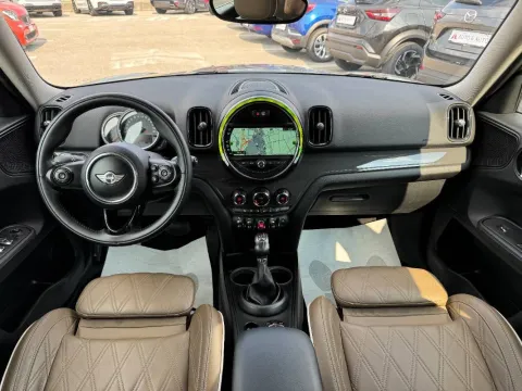 Mini Mini Countryman 2.0 Cooper D Business auto - Immagine 12