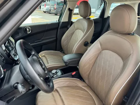 Mini Mini Countryman 2.0 Cooper D Business auto - Immagine 13