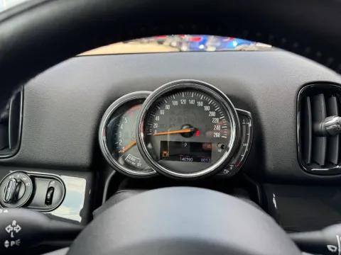 Mini Mini Countryman 2.0 Cooper D Business auto - Immagine 19