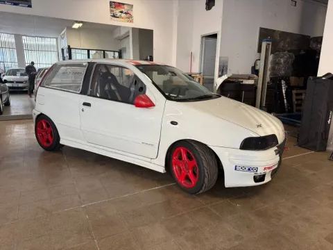Fiat Punto 3p 1.4 GT c/AC - Immagine 4