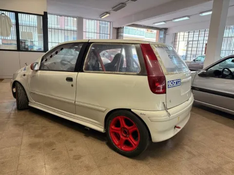 Fiat Punto 3p 1.4 GT c/AC - Immagine 5