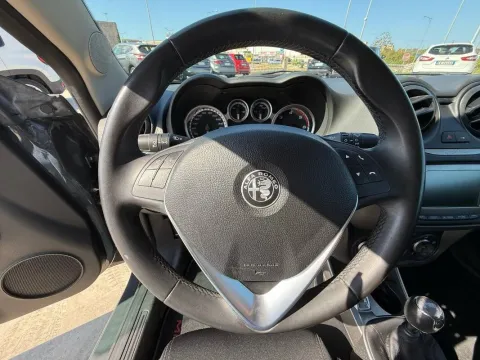 Alfa Romeo MiTo 1.3 jtdm Progression 85cv - Immagine 10