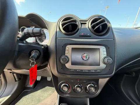 Alfa Romeo MiTo 1.3 jtdm Progression 85cv - Immagine 12