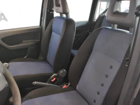 Fiat Panda 1.3 mjt 16v MyLife 75cv - Immagine 10
