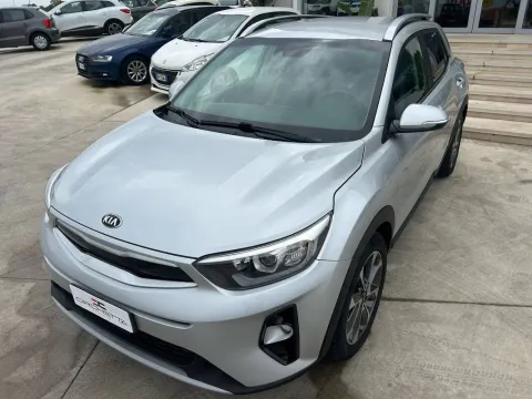 Kia Stonic 1.4 mpi eco Energy Gpl 97cv my18 - Immagine 3