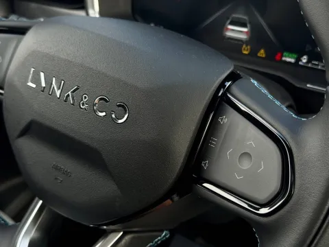 Lynk & Co 01 1.5 td phev auto - Immagine 9