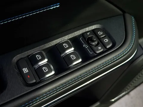 Lynk & Co 01 1.5 td phev auto - Immagine 17