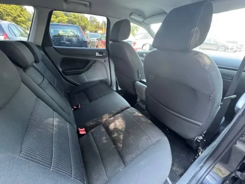 Ford Focus Style Wagon 1.6 tdci Titanium 90cv - Immagine 20