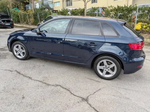 Audi A3 Sportback 30 1.5 g-tron Business 131cv s-tronic - Immagine 13