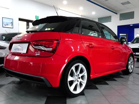 Audi A1 Sportback 1.0 tfsi ultra Design 95cv - Immagine 4