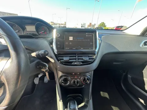 Peugeot 208 5p 1.6 bluehdi Allure 100cv - Immagine 27