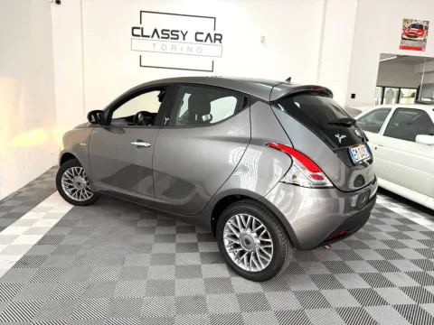 Lancia Ypsilon 1.2 8v Gold 69cv - Immagine 6