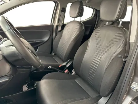 Lancia Ypsilon 1.2 8v Gold 69cv - Immagine 16