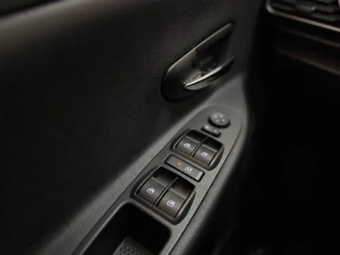 Lancia Ypsilon 1.2 8v Gold 69cv - Immagine 23