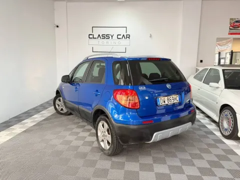 Fiat Sedici 1.6 16v Emotion 4x4 107cv - Immagine 7
