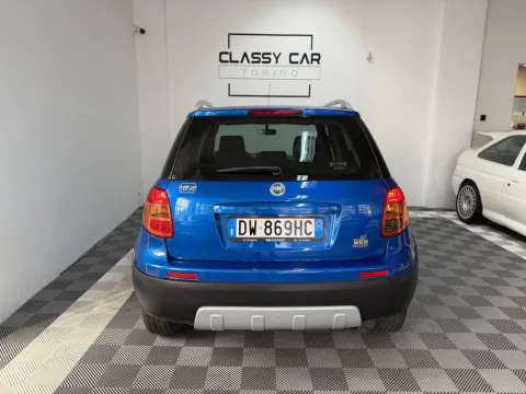 Fiat Sedici 1.6 16v Emotion 4x4 107cv - Immagine 8
