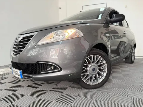 Lancia Ypsilon 1.2 8v Gold 69cv - Immagine 29