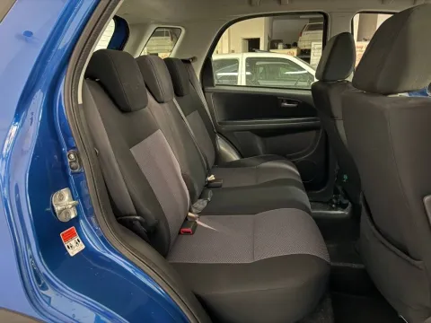 Fiat Sedici 1.6 16v Emotion 4x4 107cv - Immagine 18