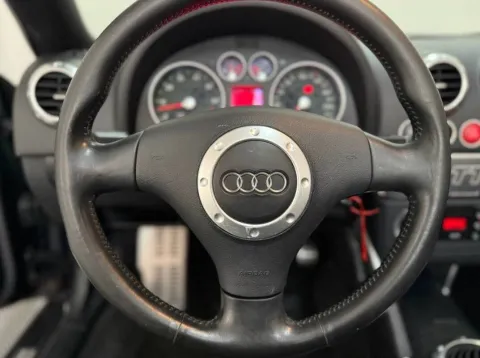 Audi TT Roadster 1.8t - Immagine 13