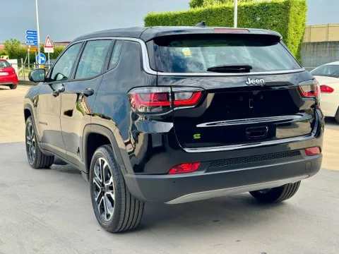 Jeep Compass 1.5 turbo t4 mhev Altitude 2wd 130cv dct - Immagine 3