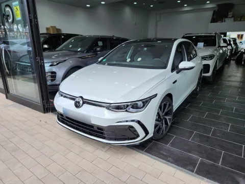 Volkswagen Golf 1.5 etsi evo R-Line 150cv dsg - Immagine 4