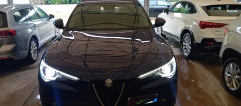 Alfa Romeo Stelvio 2.2 t Executive Q4 190cv auto - Immagine 9