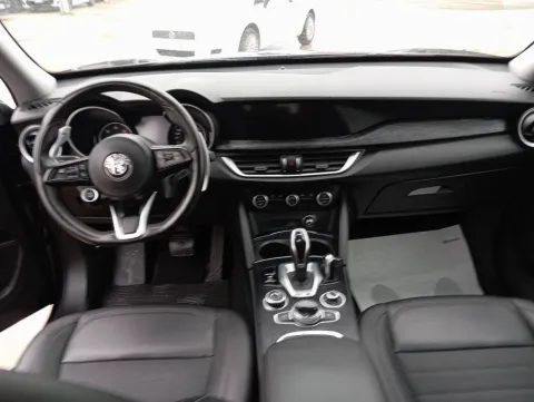 Alfa Romeo Stelvio 2.2 t Executive Q4 190cv auto - Immagine 23