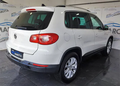 Volkswagen Tiguan 2.0 tdi Sport&Style 4motion dsg - Immagine 5