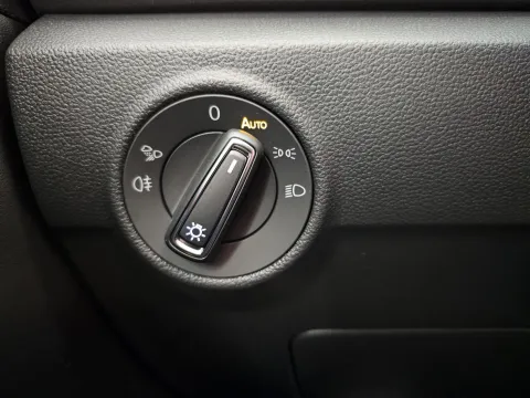Volkswagen T-Roc 2.0 tdi Style 115cv - Immagine 19