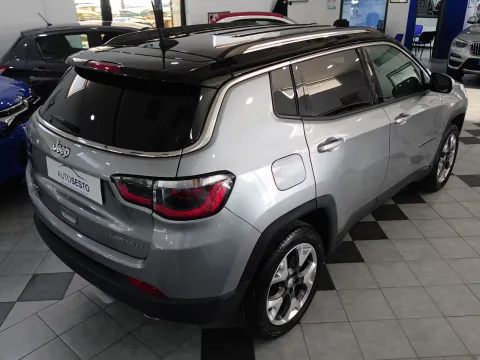 Jeep Compass 2.0 mjt Limited 4wd 140cv auto - Immagine 8