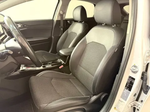 Kia XCeed 1.6 gdi phev High Tech s/Adas Pack Plus 141cv dct - Immagine 16