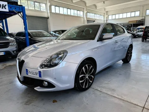 Alfa Romeo Giulietta 1.6 jtdm Business 120cv - Immagine 2