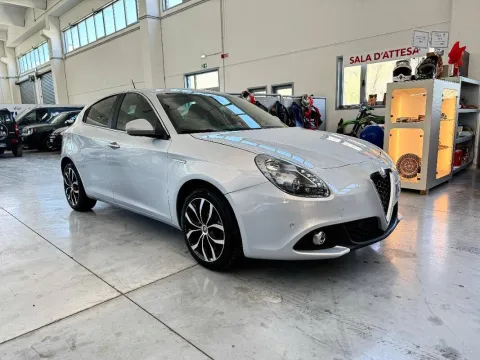 Alfa Romeo Giulietta 1.6 jtdm Business 120cv - Immagine 3
