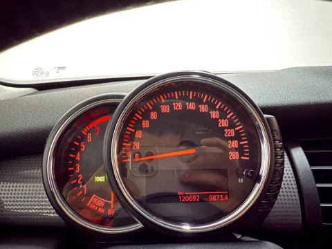 Mini Mini 1.5 Cooper 5p - Immagine 15