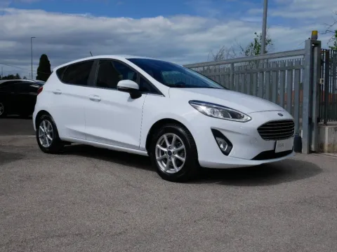 Ford Fiesta 5p 1.0 ecoboost hybrid Titanium s&s 125cv my20.75 - Immagine 3