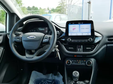 Ford Fiesta 5p 1.0 ecoboost hybrid Titanium s&s 125cv my20.75 - Immagine 8