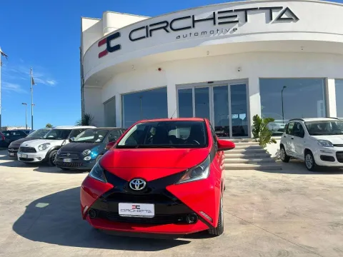 Toyota Aygo 5p 1.0 x-business - Immagine 2