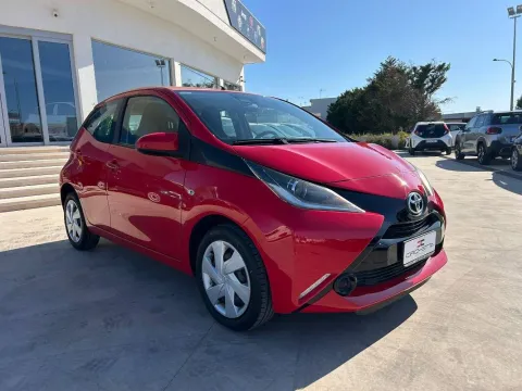 Toyota Aygo 5p 1.0 x-business - Immagine 4