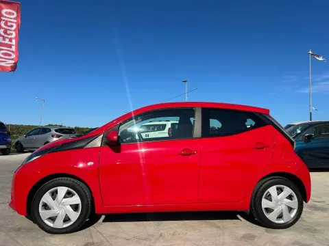 Toyota Aygo 5p 1.0 x-business - Immagine 7