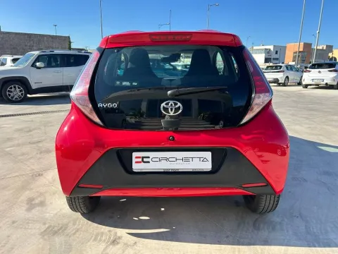 Toyota Aygo 5p 1.0 x-business - Immagine 10