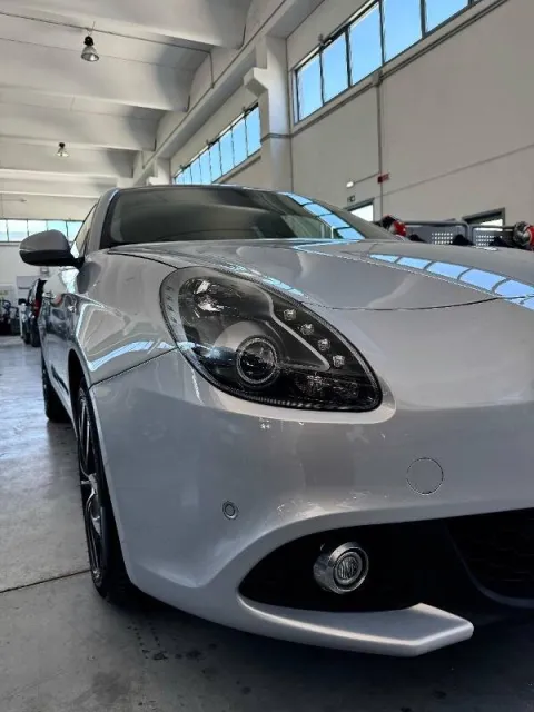Alfa Romeo Giulietta 1.6 jtdm Business 120cv - Immagine 13