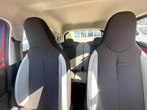 Toyota Aygo 5p 1.0 x-business - Immagine 19