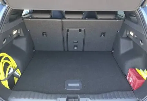 Ford Explorer EV 79kWh Extended Range rwd - Immagine 8