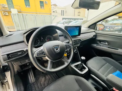 Dacia Jogger 1.0 tce Extreme 110cv 7p.ti - Immagine 2