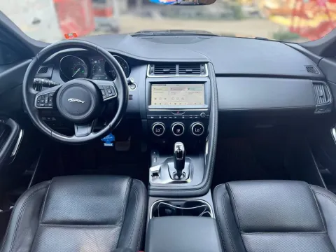 Jaguar E-Pace 2.0 i4 S awd 200cv auto - Immagine 13